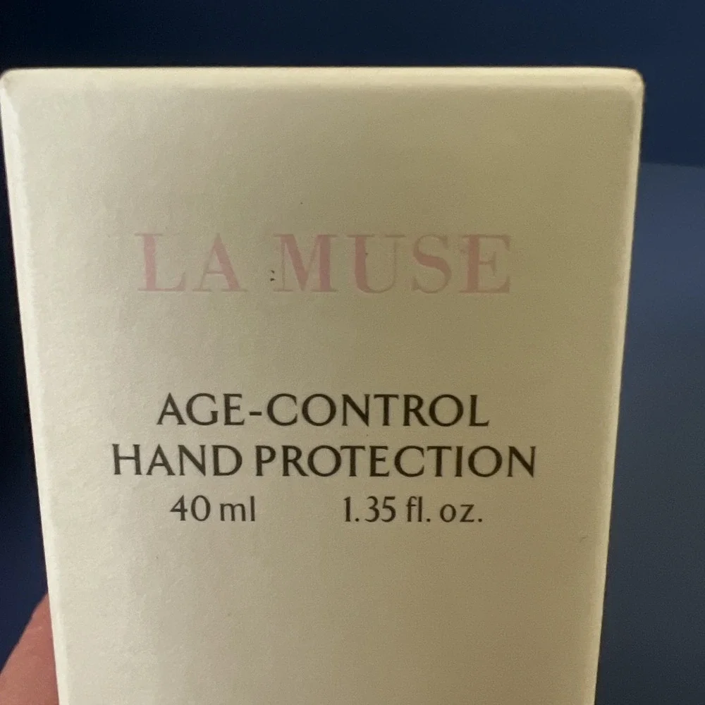 LA MISE REVERIE Age Control Hand Protection 40ml/1.35 fl oz‎ NEW SEALED IN BOX